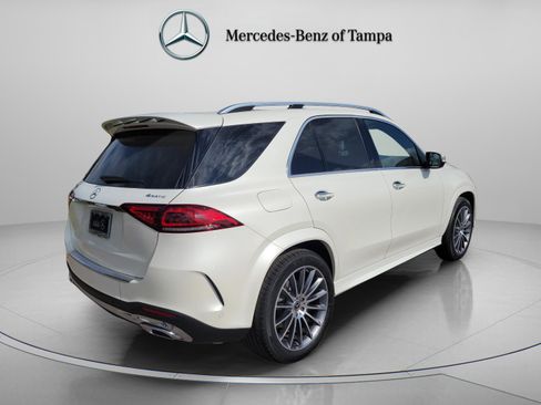 Certified 2022 Mercedes-Benz GLE 450 4MATIC image 3