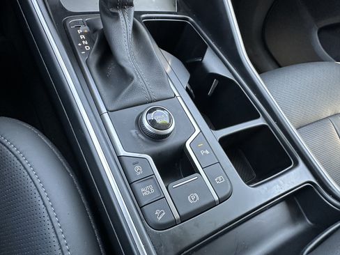 Certified 2026 Kia Sorento S w/ S Panoramic Sunroof Package FWD image 32