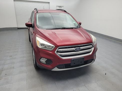 Used 2017 Ford Escape SE w/ Equipment Group 201A FWD image 14