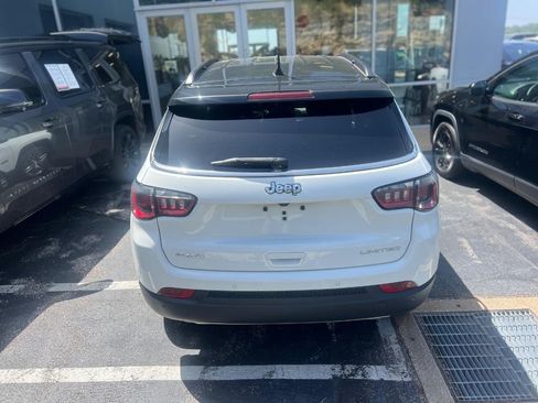 Used 2023 Jeep Compass Limited w/ Elite Group AWD/4WD image 3