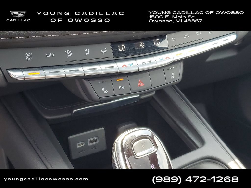 Used 2022 Cadillac XT4 Premium Luxury w/ Cold Weather Package AWD/4WD image 20