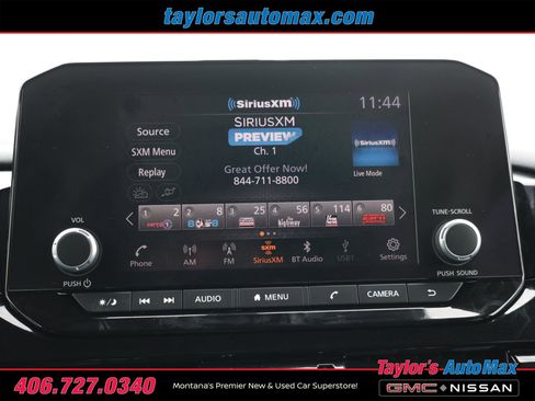 Used 2024 Nissan Pathfinder SV image 14