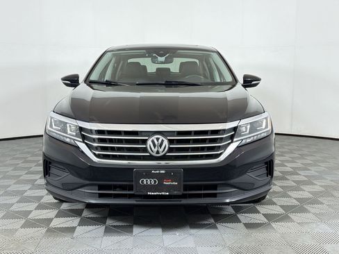 Used 2022 Volkswagen Passat 2.0T SE FWD image 6