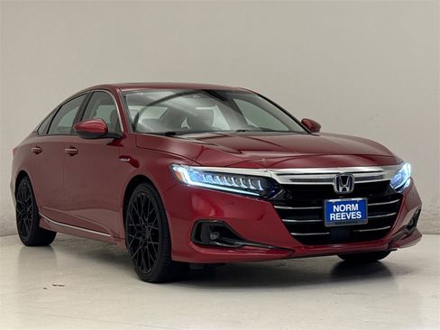 Used 2021 Honda Accord Touring image 4