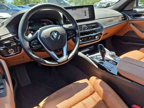 Used 2021 BMW 530i xDrive w/ Premium Package AWD/4WD image 30