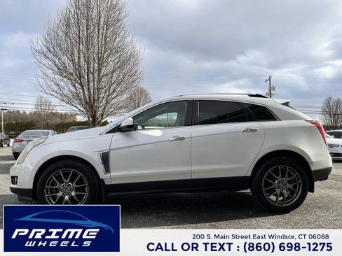 Used 2016 Cadillac SRX Performance w/ Midnight Edition Package image 4