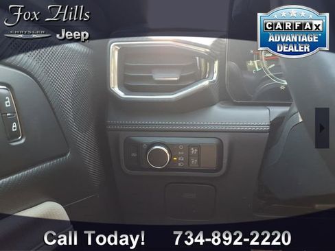 Used 2024 Ford Mustang Premium RWD image 14