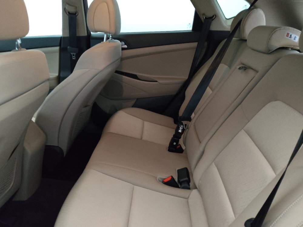 Used 2016 Hyundai Tucson SE w/ Option Group 02 AWD/4WD image 18