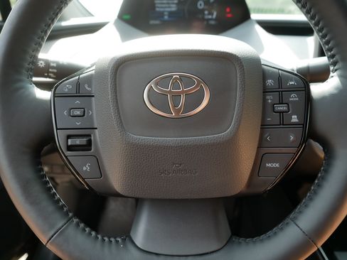 Used 2026 Toyota Prius AWD image 25