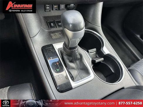 Certified 2019 Toyota Highlander Plus image 36