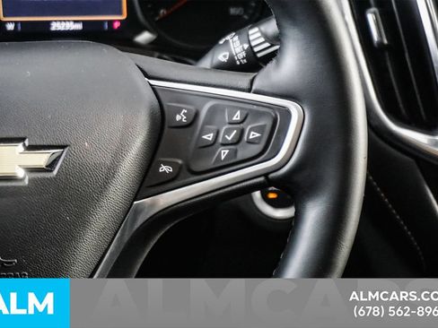Used 2023 Chevrolet Equinox Premier FWD image 24