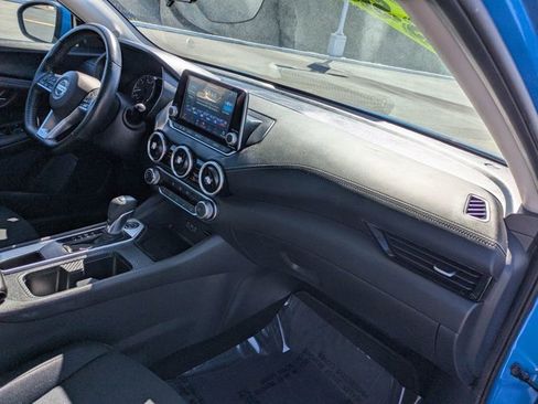 Used 2022 Nissan Sentra SV w/ Trunk Package image 6