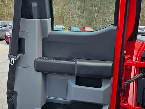 Used 2023 Ford F250 XL w/ XL Chrome Package image 7