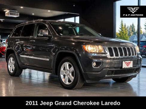 Used 2011 Jeep Grand Cherokee Laredo AWD/4WD image 1