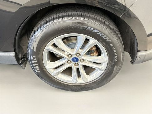 Used 2015 Ford Edge SEL w/ Equipment Group 201A FWD image 11