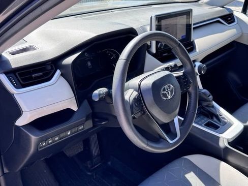 Used 2023 Toyota RAV4 XLE w/ Convenience Package AWD/4WD image 17