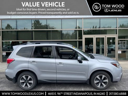 Used 2017 Subaru Forester 2.5i Limited AWD/4WD image 1