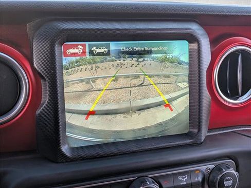 Used 2022 Jeep Wrangler Unlimited Rubicon w/ LED Lighting Group image 13