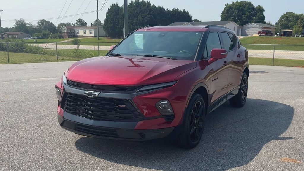Certified 2024 Chevrolet Blazer RS w/ Enhanced Convenience Package FWD image 4