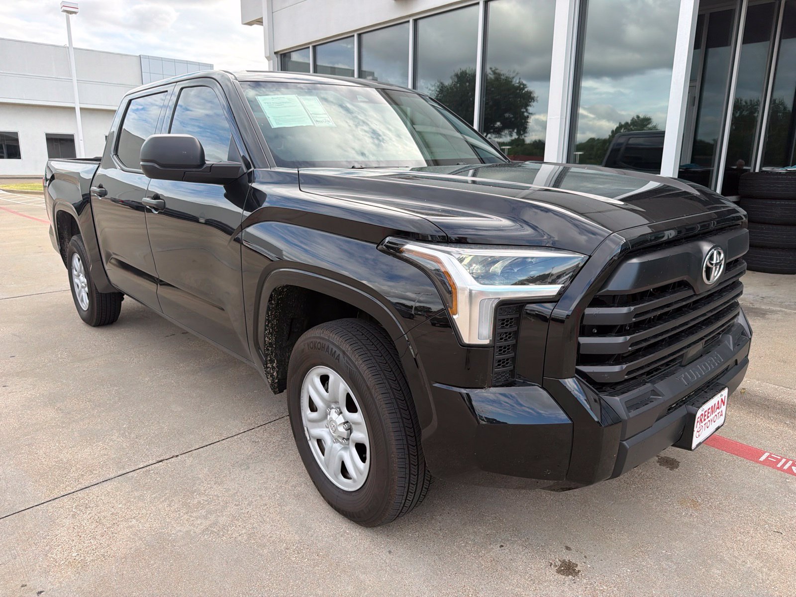 Used 2026 Toyota Tundra SR AWD/4WD image 4