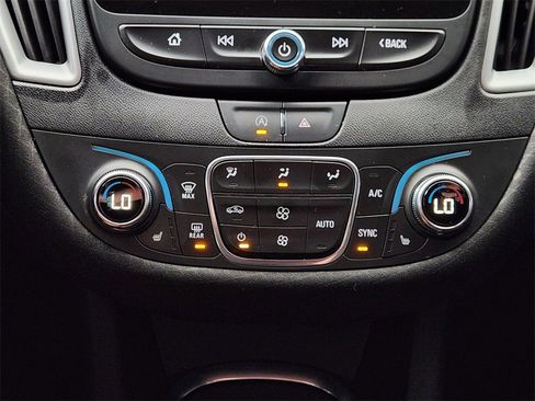 Certified 2022 Chevrolet Malibu LT image 20