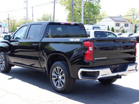 Used 2024 Chevrolet Silverado 1500 LT AWD/4WD image 3