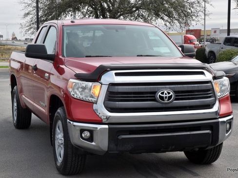 Used 2014 Toyota Tundra SR5 image 2