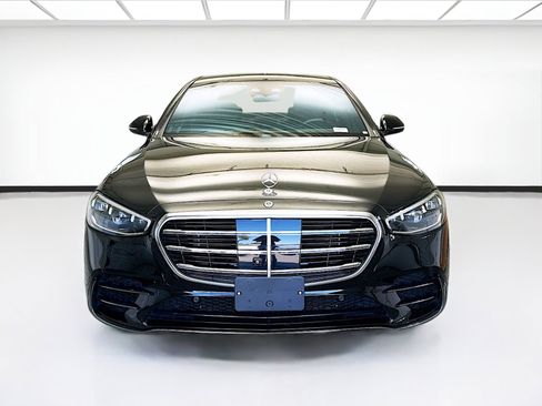Used 2023 Mercedes-Benz S 580 S 580 w/ AMG Line image 2