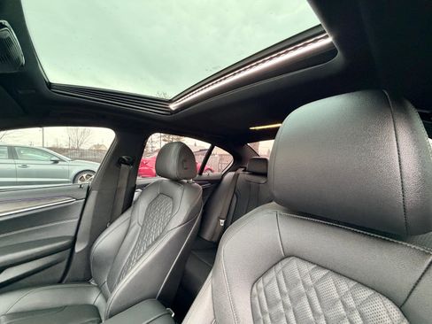 Used 2023 BMW 530i xDrive w/ Premium Package AWD/4WD image 21