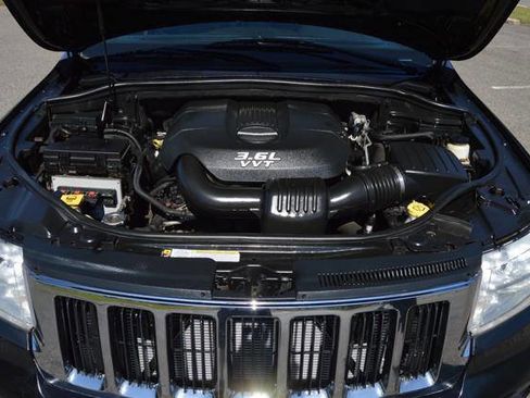 Used 2012 Jeep Grand Cherokee Laredo image 31