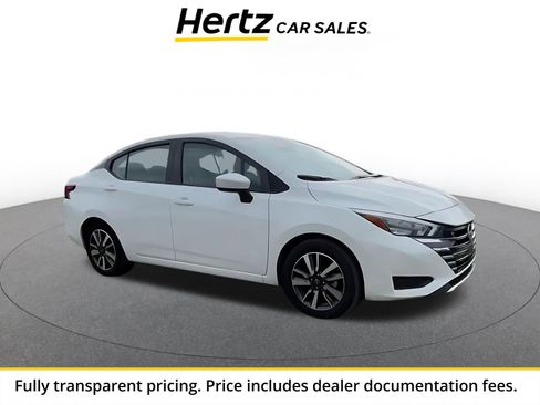 Used 2025 Nissan Versa SV FWD image 1