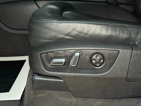 Used 2013 Audi Q7 3.0T S line Prestige w/ S Line Pkg image 47