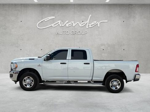 Used 2024 RAM 2500 Tradesman w/ Chrome Appearance Group AWD/4WD image 13