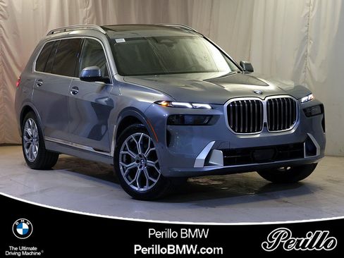 Used 2026 BMW X7 xDrive40i AWD/4WD image 1