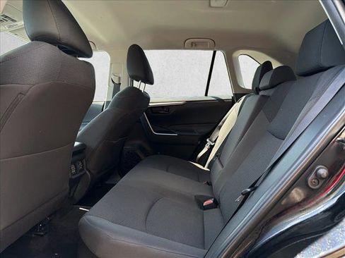 Used 2025 Toyota RAV4 LE AWD/4WD image 21