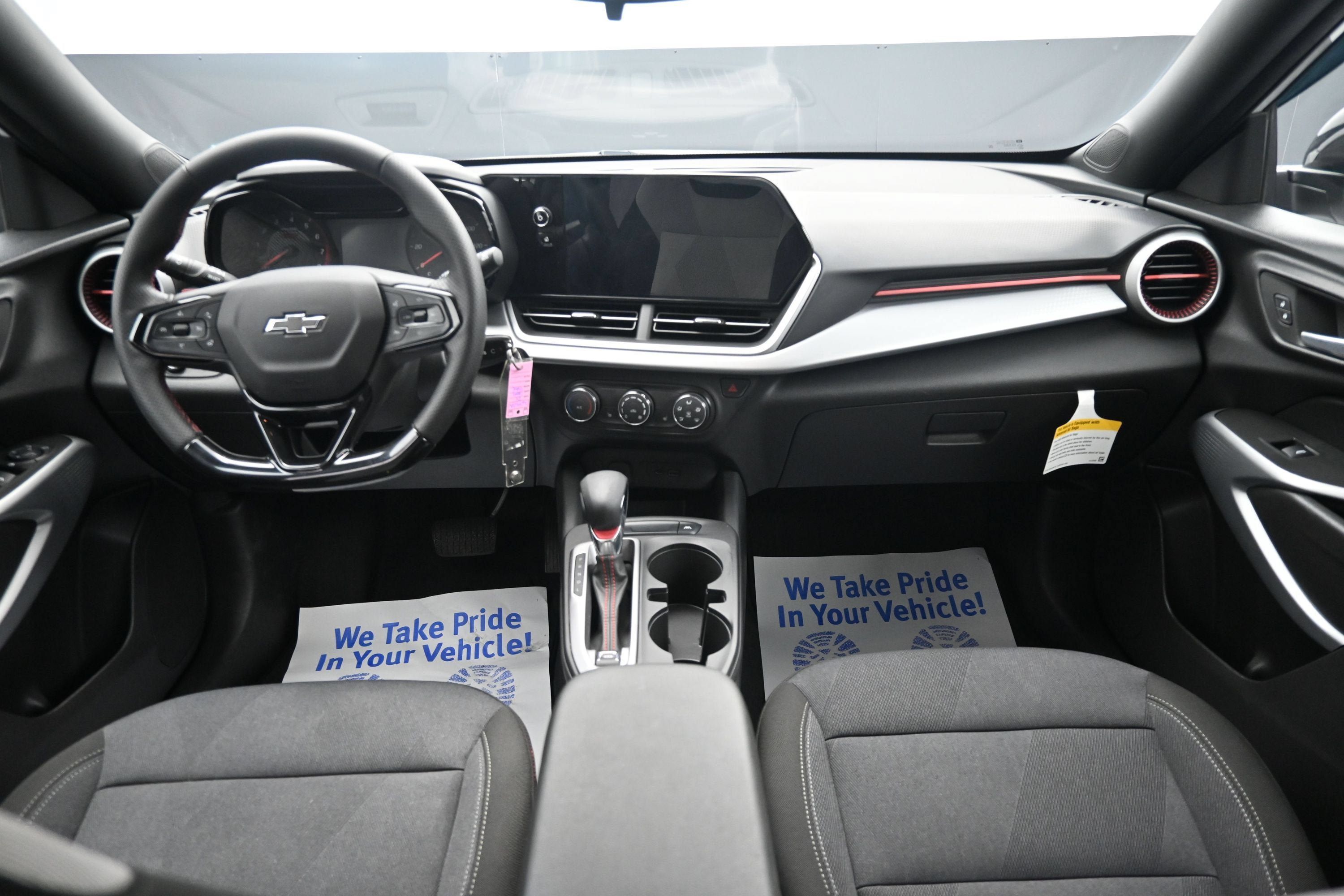 Certified 2024 Chevrolet Trax RS w/ Driver Confidence Package FWD image 21