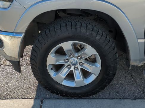 Used 2020 RAM 1500 Laramie w/ Off Road Group image 13