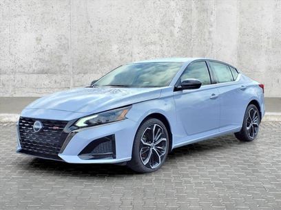New 2025 Nissan Altima 2.5 SR