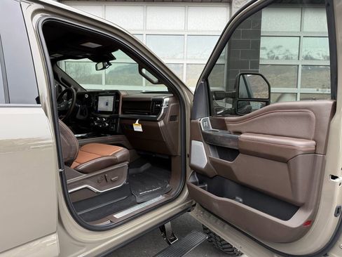 Used 2026 Ford F350 King Ranch w/ Chrome Package image 21