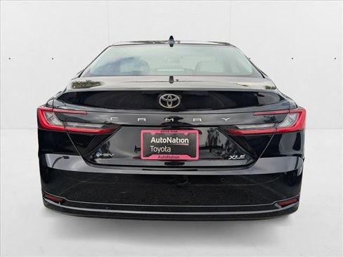 New 2025 Toyota Camry XLE image 7