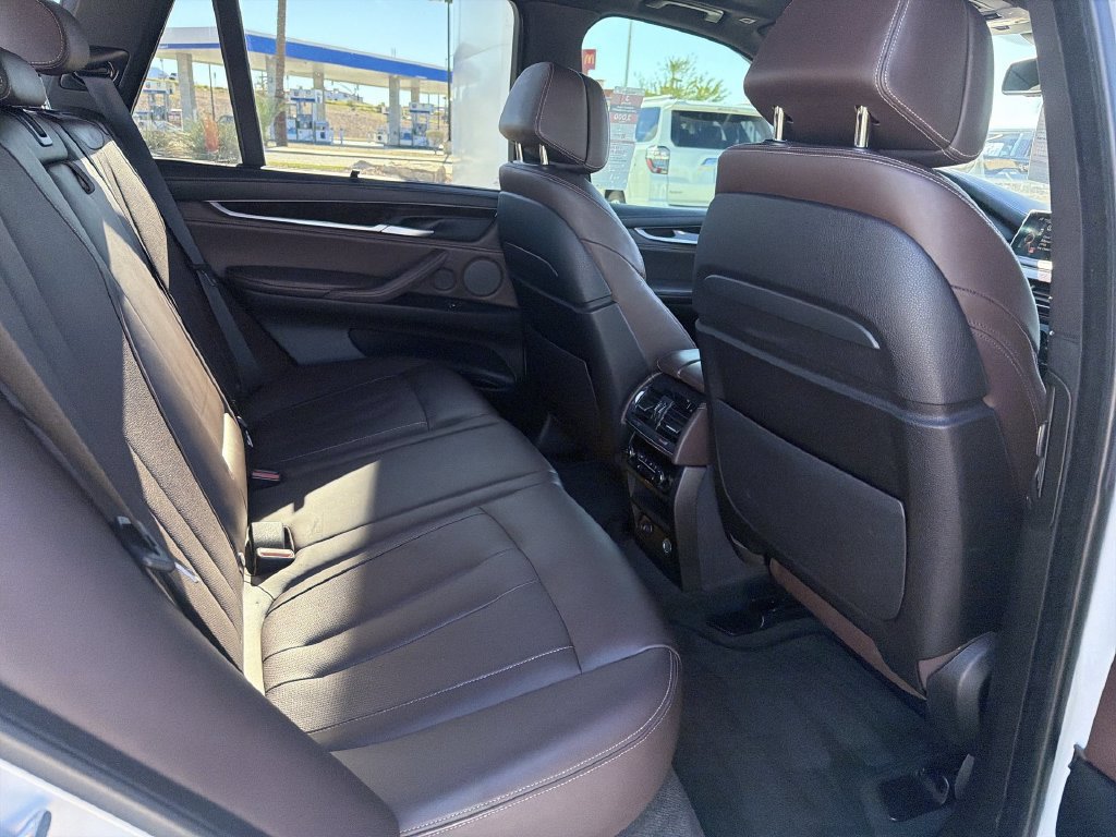 Used 2016 BMW X5 xDrive50i AWD/4WD image 29