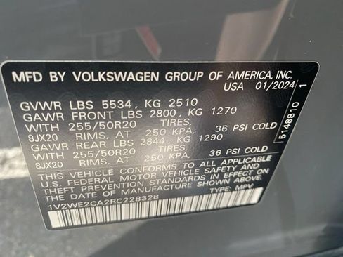 Used 2024 Volkswagen Atlas Cross Sport SE FWD image 7