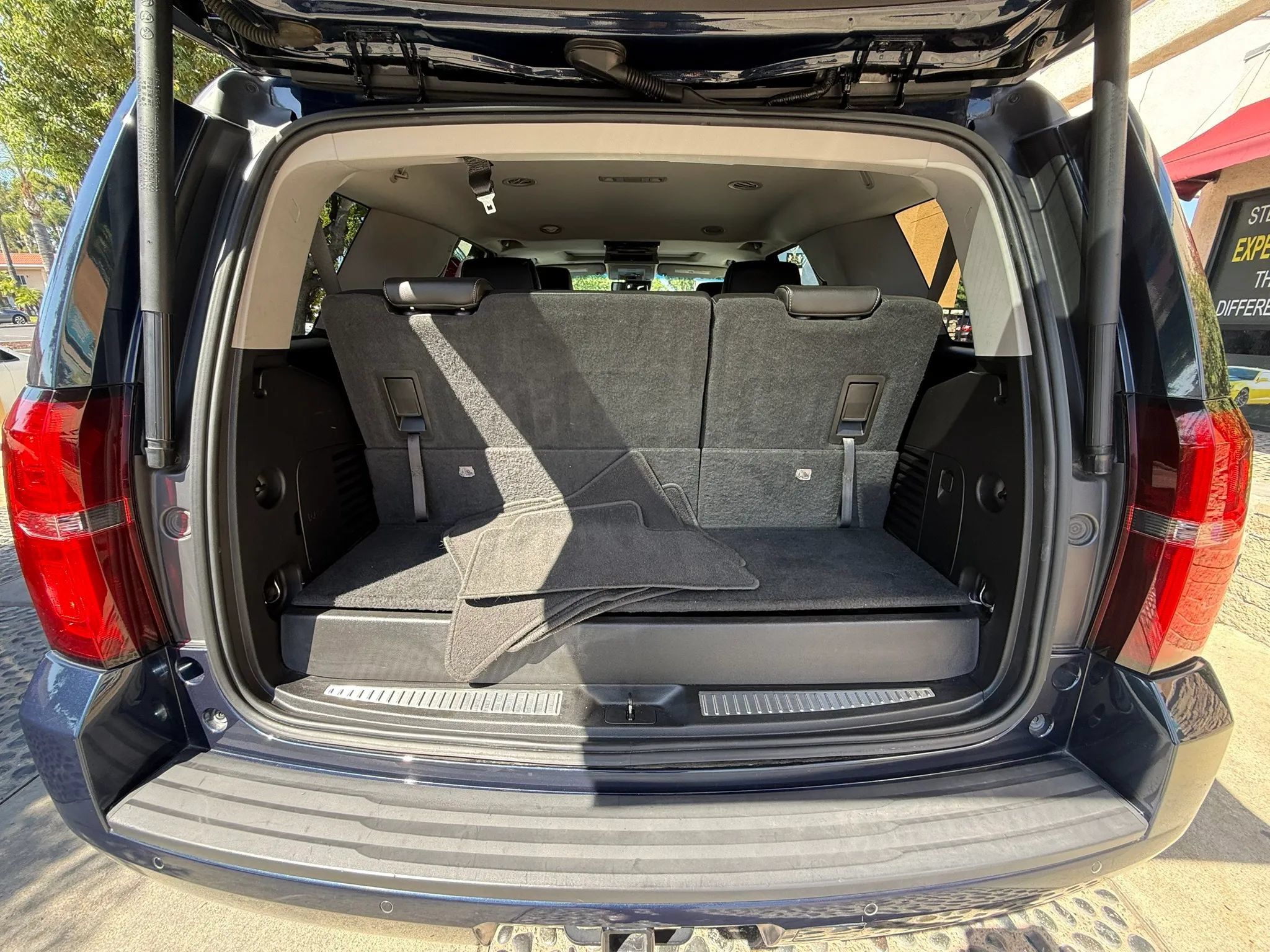 Used 2018 Chevrolet Tahoe LT RWD image 31