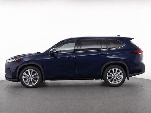 Used 2020 Toyota Highlander Limited AWD/4WD image 6