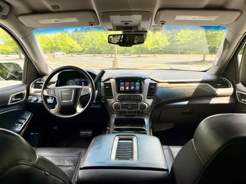 Used 2017 GMC Yukon Denali AWD/4WD image 24