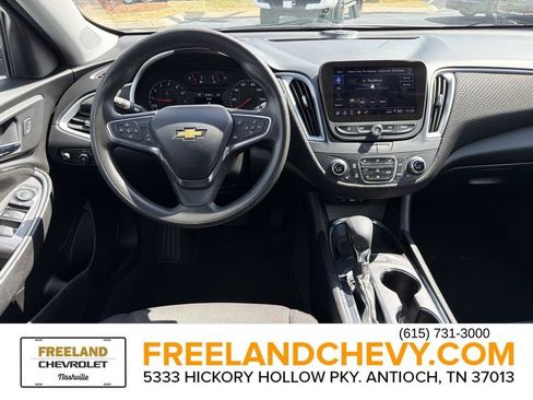 Used 2024 Chevrolet Malibu LT image 18