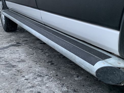 Used 2024 Ford Transit 250 T-250 130 Low Rf 9070 GVWR RW w/ Exterior Upgrade Package image 25