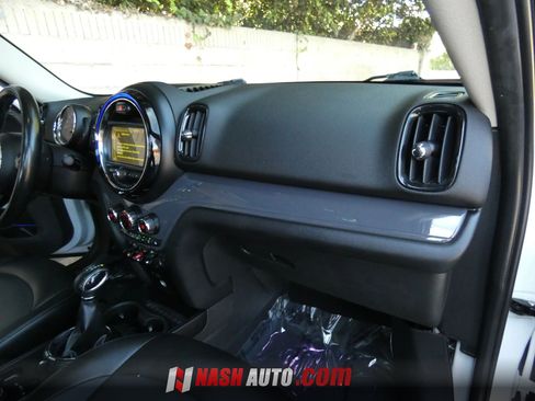Used 2017 MINI Cooper Countryman FWD image 31