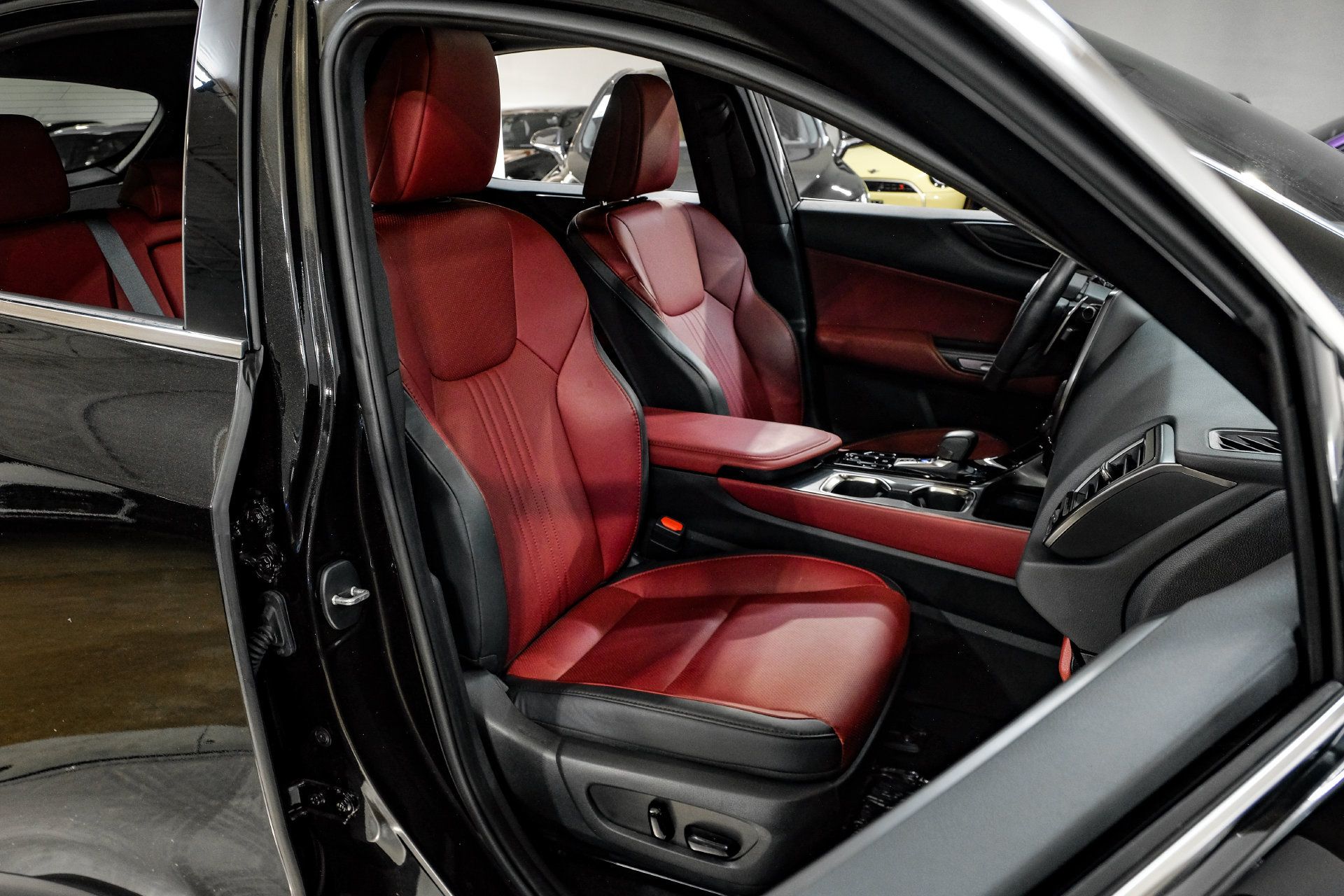 Used 2025 Lexus NX 250 FWD w/ Cold Area Package image 39