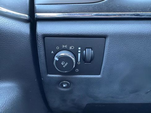 Used 2018 Jeep Grand Cherokee Limited w/ Luxury Group II image 21